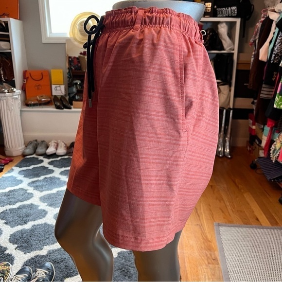 SOUTHERN MARSH Men's Coral Calabasas Stretch Swim Trunk - Picture 2 of 6